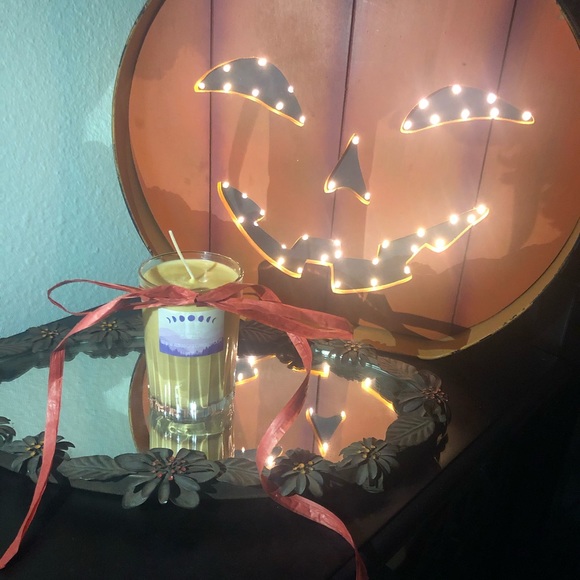 🎃NWT Pumpkin Spice Latte Big Candle - Picture 3 of 4